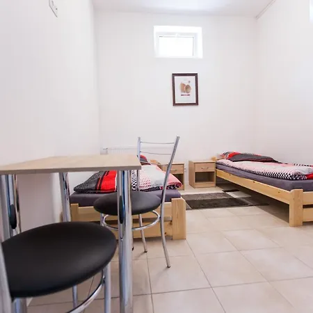 Pod Skrzydlami 24 Baniocha